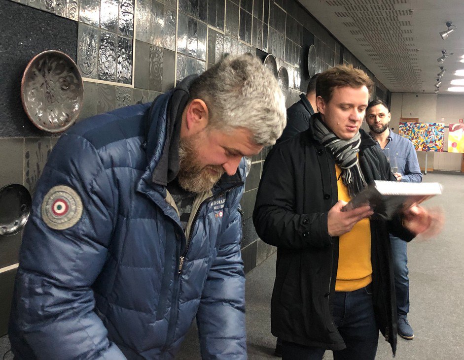 Кіно в моїй голові, альбом картин Петра Бойка